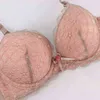 Bualweak Sexy Deep v Бюстгальтер Большой размер Пена Кубок Bras Push Up Brassiere Floral Lace Budded Push Up Белье нижнего белья для Женщин 2111110