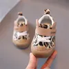 Primavera Autunno Baby Boy Girl Scarpe Fashion Leopard Canvas Sneakers Antiscivolo Suola morbida Neonato nato Scarpe da bambino Primi camminatori 210713