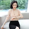 Koreanska Silk Kvinnor Blusar Elegant Satin Blouse Långärmad T-shirts Kvinna V-Neck Vitskjorta Plus Storlek Blusas Mujer de MODA 210531