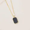 Kedjor 925 Sterling Silver Square Brand Brev Necklace Kvinnors Koreansk version Ins Agate Dubbelsidiga Geometriska Hängsmycke Smycken