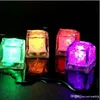 Flash multicolore de haute qualité Ice Cube Flash activé par l'eau Flash de lumière LED automatiquement pour les bars de mariage de fête de Noël XDH0152