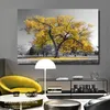 Gelber Baum, Schwarz-Weiß-Bilder, moderne Landschaftsmalerei für Wohnzimmer, Dekoration, Leinwand, Poster und Drucke