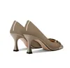 Designer mulheres sapatos de salto alto vintage bombas de couro genu￭no salto de fivela de fivela de lantejas de 7 cm de boca rasa de boca, ladra de joaninha