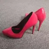 2022 Klassieke handgemaakte dames stiletto hoge hakken jurk schoenen octrooi lederen sexy platform slip-on avondfeest prom mode roze hof pompen D749