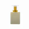 Newwholesale 50 sztuk High-End Square Perfumy Atomizer Butelka 50ml Czarno-białe szkło Gospodarowane Butelki mgły Przenośne 837 B3