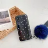 pluizige telefoonhoesjes