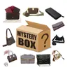 Party Supplies Luxury Bags Handväska Lucky Box One Slumpmy Mystery Blind Lådor Gåva till semester / födelsedagsvärde Mer än $ 100