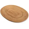 owalne rattan placemats.