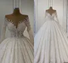 Superbes manches longues robe de mariée robe de mariée 3D Appliques florales avec perles de luxe arabe Dubaï Robes de mariée BC5665