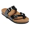 2023 Högkvalitativa Män Kvinnor Sommar Strandtofflor Modedesigner Flip Flops Sandaler Damfärg Casual Slides Sko Platt Utomhus Reseskor Fritid Tofflor