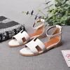 Designer Santorini Sandaler Kalvskinn Läder Högklackat Sandal Summer Classic Legend Sandal Casual Platta kilskor Dam Tofflor Beach Slides 35-40 Med Box