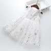 Tjejer party klänningar sommar barn bär söta stjärnor sequin mesh ärmlös prinsessa puff barn 210515
