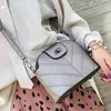 HBP Non- Women's small cross carrying mini bag, versatile in autumn winter, fashionable and simple Bucket Bag sport.0018