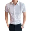 Sommar randiga tröjor Män Kortärmad Slim Casual Shirt British Style Business Formal Dress Shirts Office Social kläder 210527