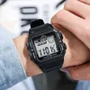 Montres résistantes aux chocs de Digital structure dure de cadran de rectangle de résistant à l'eau de 30 mètres