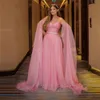 Blush Roze Chiffon Galajurken Uit de Schouder Cape Sweetheart Pleats Elegante Lange Avondjurken Kralen Sjerp Robe De Soiree