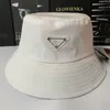 Designer Bucket Hat Beanies Sol Baseball Keps Män Kvinnor Utomhusmode Sommar Strand Solhatt Fiskarhattar 5 färger