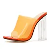 패션 PVC Jelly Sandals Crystal Open Toed 섹시한 얇은 발 뒤꿈치 여성 투명한 슬리퍼 펌프 외부 40 41 42 FS21S25