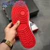 2021 أعلى جودة jumpman 1 أحذية كرة السلة منتصف الأحمر الأبيض والأزرق 1S مصمم أزياء الرياضة الجري الحذاء مع مربع