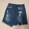 Женщины короткие джинсовые юбки сексуальные мини джинсы сплошные юбки Harajuku мода разорванная уличная одежда черная синяя юбка с высокой талией летнее платье