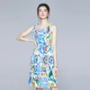 ファッション滑走路夏のドレス新しい女性の弓スパゲッティストラップバックレスブルーと白の磁器花柄プリントロングドレス210315