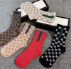 Accessoires Hommes Chaussettes Designer Femmes Cinq Paires Luxe Hiver Maille Lettre Imprimé Chaussette Broderie Coton Homme Femme 5ria