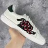 tops Fashion men's luxury and women's casual sports shoes lace up black leather bee embroidery basketball shoes