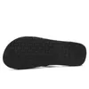 2020 Verão Clássico Flip Flops Homem Confortável Banheiro Sandálias Moda Masculino Slides Alta Qualidade Anti-Skid Men Chinelos ao ar livre G220218