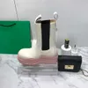 2021 Botas de couro de pneu Plataforma de cor de doces Mulheres Chelsea Bota Curta Top Designer Senhoras Outono Inverno Grosso Sole O tornozelo Tamanho do espólio 35-40