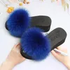 Klänning skor sommar kvinnor tofflor äkta päls glida kvinnliga inomhus flip flops mode naturliga sandaler fluffig furry