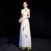 الملابس العرقية ماندرين طوق Qipao زهرة الأزهار البيضاء شونغسام خمر A-line سهرة الحفلات ثوب الطيور بلينغ راينستون فيديس