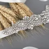 Bröllopssashes S245 Rhinestone Bridal midjebälte Satin Ribbon Trim Applique klänningar Tillbehör Klänning i lager Sash326K