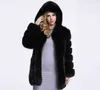 Streetwear Faux Fur Coat Vinterjacka Mode Kvinnor Tjocka Vajor med Hooded Plus Size OuterWear 211213