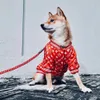 Vêtements de luxe pour chiens de compagnie Automne / Hiver Mode Chiens Apparesl Veste Lettre Imprimé Chaud Chat Hoodies Manteaux Vêtements Rouges Outwear Vêtements Bulldog en solde