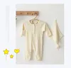 Ins Toddler Baby Boys Cbumsy Bawełniane Ribbed Tkaniny Puste Długie Rękawów Przyciski przednie Wzory Okrągły Kołnierz Noworodka Romper One Piece Body Ubrania M3705