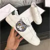 GUCCI ACE İşlemeli Düşük Ayakkabı Deri Screener Tiger Arı Yılan Kedi Yeşil Kırmızı Şerit İtalya Marka Beyaz Sneakers Erkek Tasarımcı Eğitmenler Bayan Rahat Ayakkabı