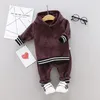 Barn039s kläder set Spring Children Clothing Pack Casual Effects Color Baby Boy Trui Sport med Long Mouwen Hooded Broek 1713964