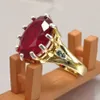 Weihnachtsgeschenk für Frau Big Oval Red Zirkonia Ring Goldgolor 2 Ton Schmuck Jubiläum Luxus großer Steinschmuck 9731041