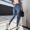 DEAT ljusblå hål jeans passar små fötter kvinnor hög midja smal sexig tvättad knapp gata smal vild mode ht201 210302