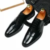 Италия натуральная кожа ручной работы формальные туфли мужчины мода вечеринка свадьба офис мужской платье обувь кружев на Оксфордские туфли для мужчин g22