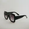 Black urbano quadrado óculos de sol cinzento Lente de gradiente Novos grandes óculos de sol grandes mulheres grandes mulheres senhoras grandes uv400brand novo com tags sunglass. Alta qualidade.