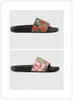 2021 Designer de luxe femmes sandales boîte à fleurs correcte sac à poussière chaussures imprimé serpent glisser été large sandale plate hommes pantoufles avec boîtes taille 35-46 ------0