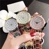 여성용 꽃 스타일 금속 강철 밴드 시계 M91을위한 브랜드 쿼츠 손목 시계