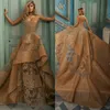 Guld Lång Prom Klänningar Lace Appliqued Sexig Spaghetti Neck Beading A Line Evening Gowns Plus Size Lace-Up Back Pageant Dress