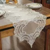 Trotse Rose Luxury Lace Tafel Runner Doek TV Cabinet Cover Doek Geborduurde Koffie Vlag Bruiloft Decor 210628