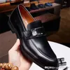 A5 10 MODEL L LEATHER MEN SKO SAMMANDLA Lyxvarumärken 2021 Italienska Herr Loafers Moccasins andningsbara slip på båtskor Storlek 38-45