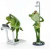 MyBlue Kawaii Garden Animal Resin Running Sport Dusch Frog Figur Miniatyr Nordiska Hemrum Table Dekoration Tillbehör 211105