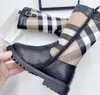 Nouvelles bottes de neige de haute qualité Enfants Garçons filles enfants bébé chaud Étudiants Adolescents Hiver XMAS CADEAU taille 26-35