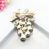 Pins Brooches RHao Classical Fruit For Women And Girls Dress Collar Jewelry Purple Glass Drops Grapes Brooch Hijab Seau22