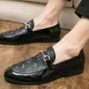 Loafer Men Shoes Fashion Classic Comfortable Spring 2021 New Slip on Print PU Leather Casual Business Shoes Autumn Simplicity Round Toe Concise DH532